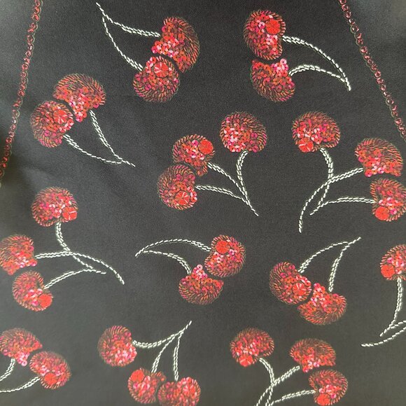 COACH CHERRIES PRINT SILK DIAMOND SCARF:NWT CDL13 BLACK/RED - Picture 5 of 8